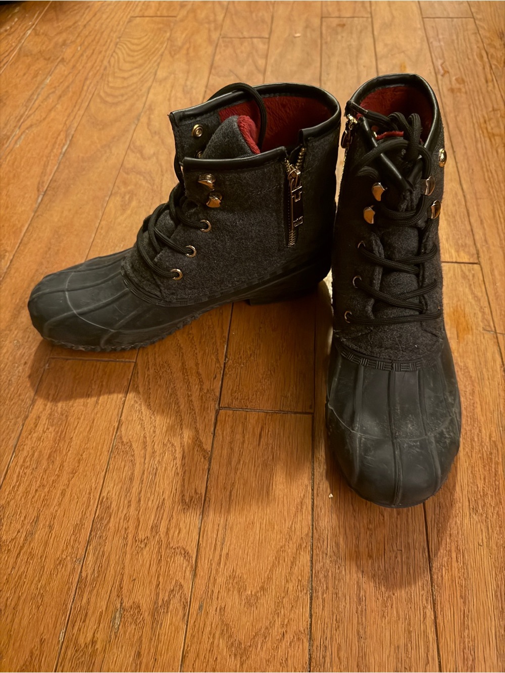 Men's Black Lace-Up Duck Boots